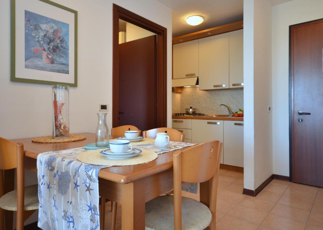 Residenza Porta Del Mare Lägenhet Lignano Sabbiadoro Exteriör bild