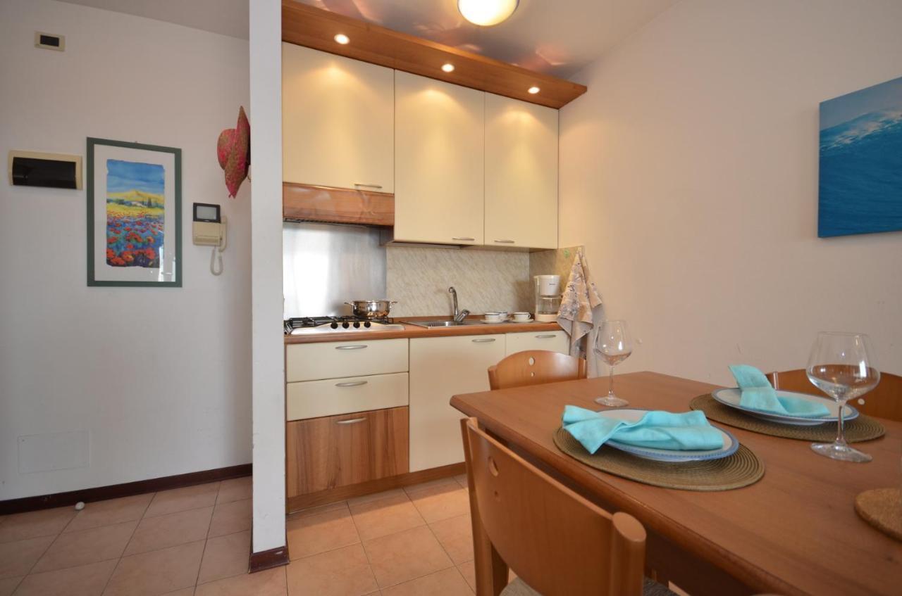 Residenza Porta Del Mare Lägenhet Lignano Sabbiadoro Exteriör bild